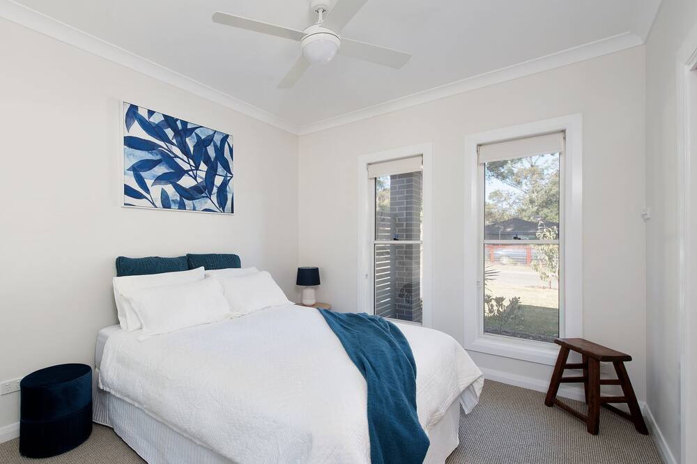 Photo of Bedroom in Shoal Bay