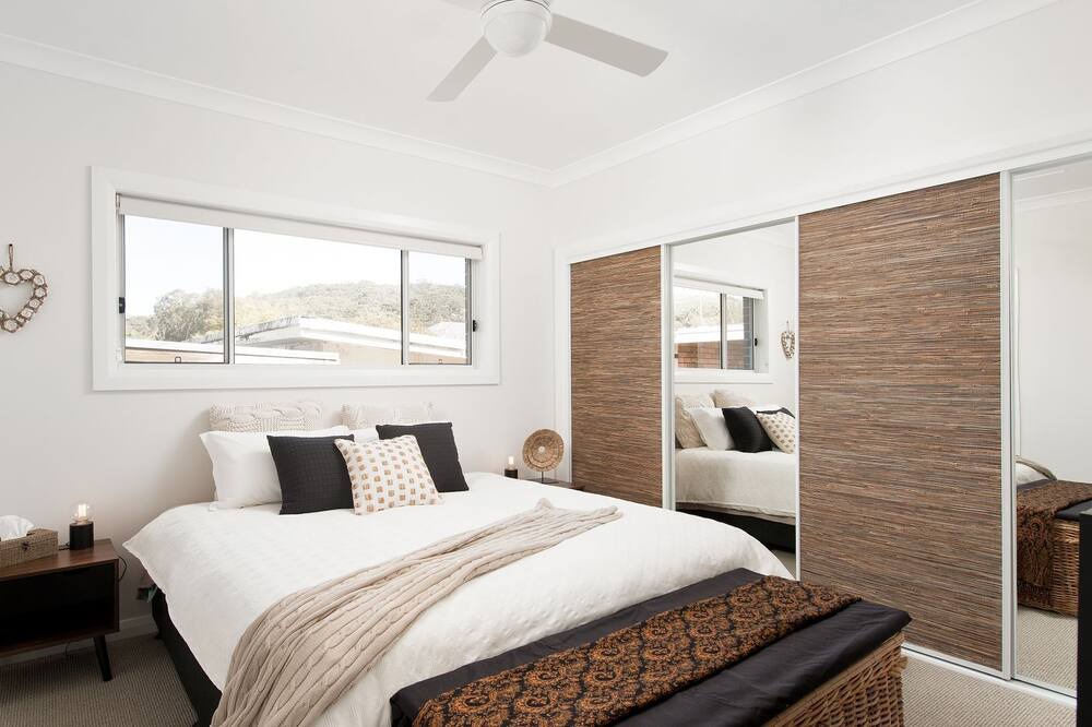 Photo of Bedroom in Shoal Bay