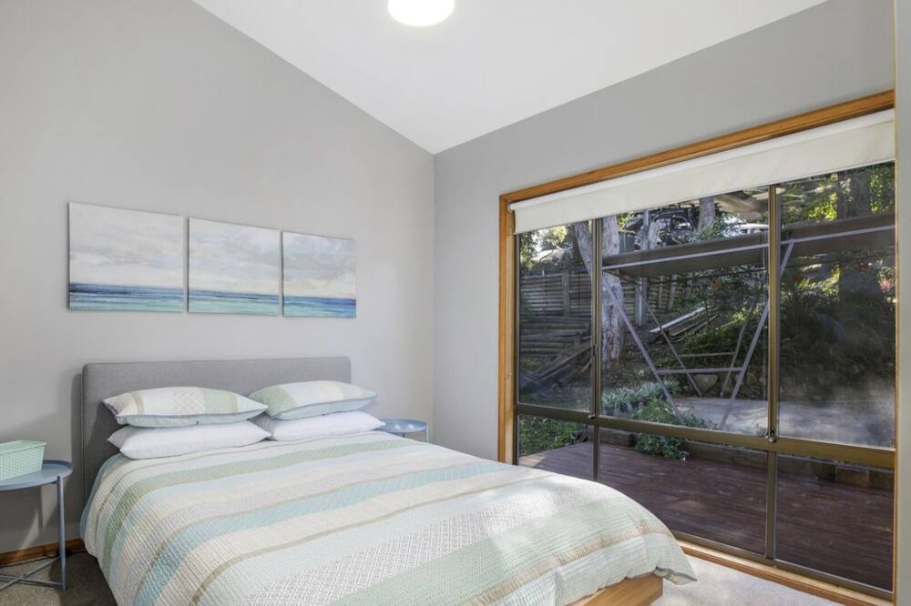 Photo of Bedroom in Daleys Point