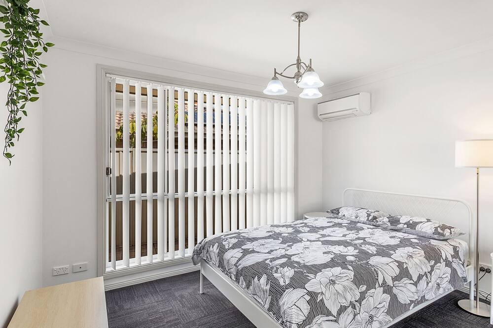 Photo of Bedroom in Salamander Bay