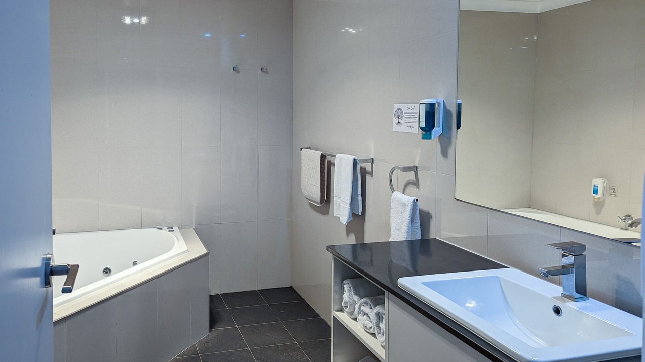 Photo of Bathroom in Mount Gambier