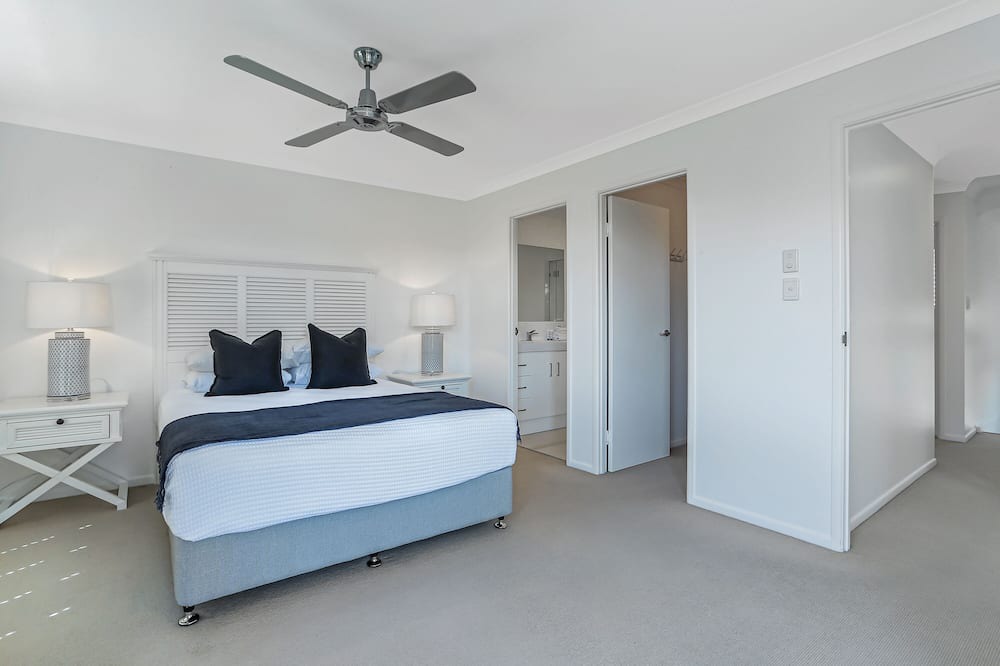 Photo of Bedroom in Noosaville
