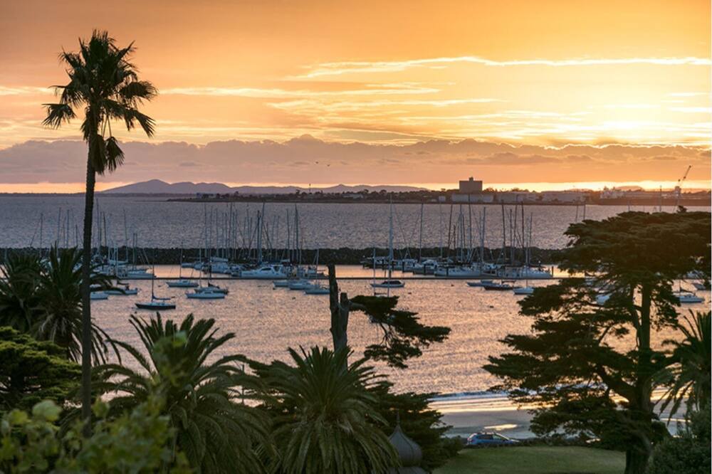 Photo of Outdoor in St Kilda West