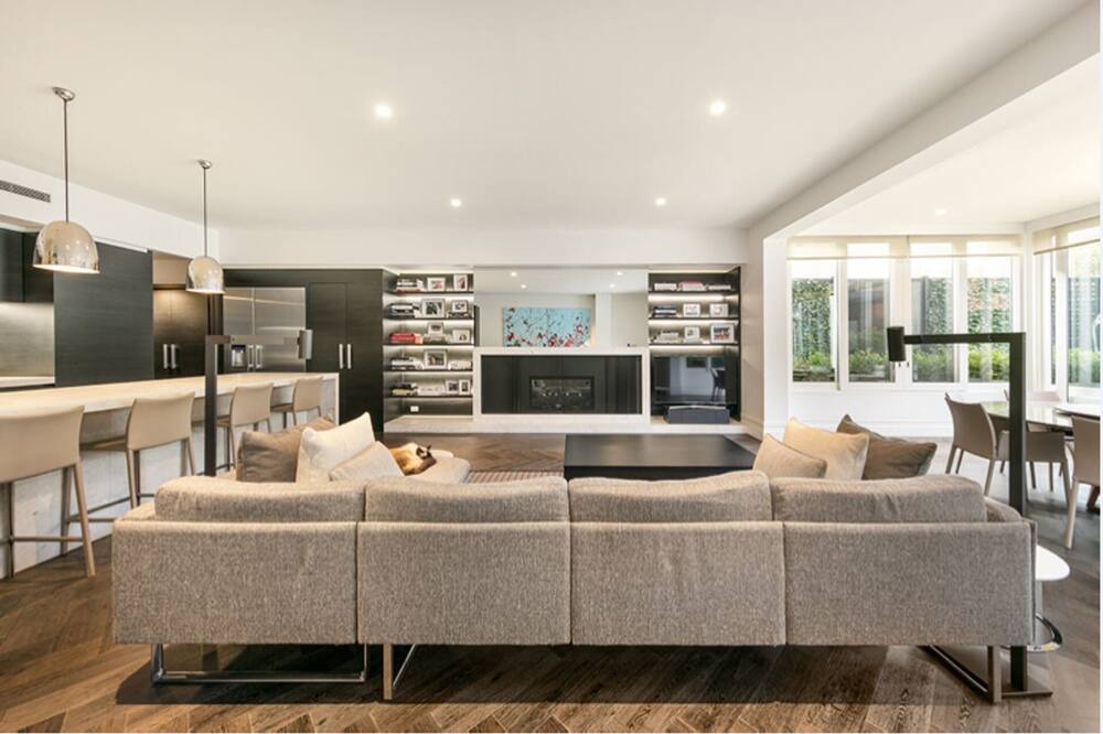 Photo of Livingroom in St Kilda West