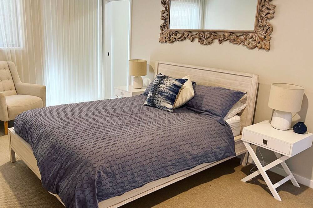 Photo of Bedroom in Salamander Bay