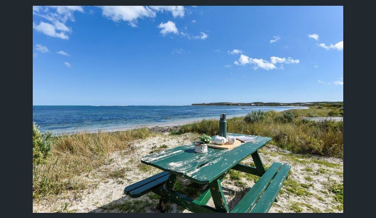 Photo of Outdoor in Cape Douglas