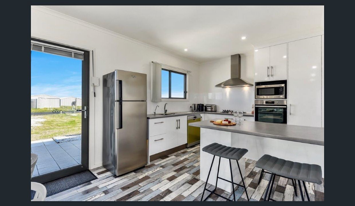 Photo of Kitchen in Cape Douglas