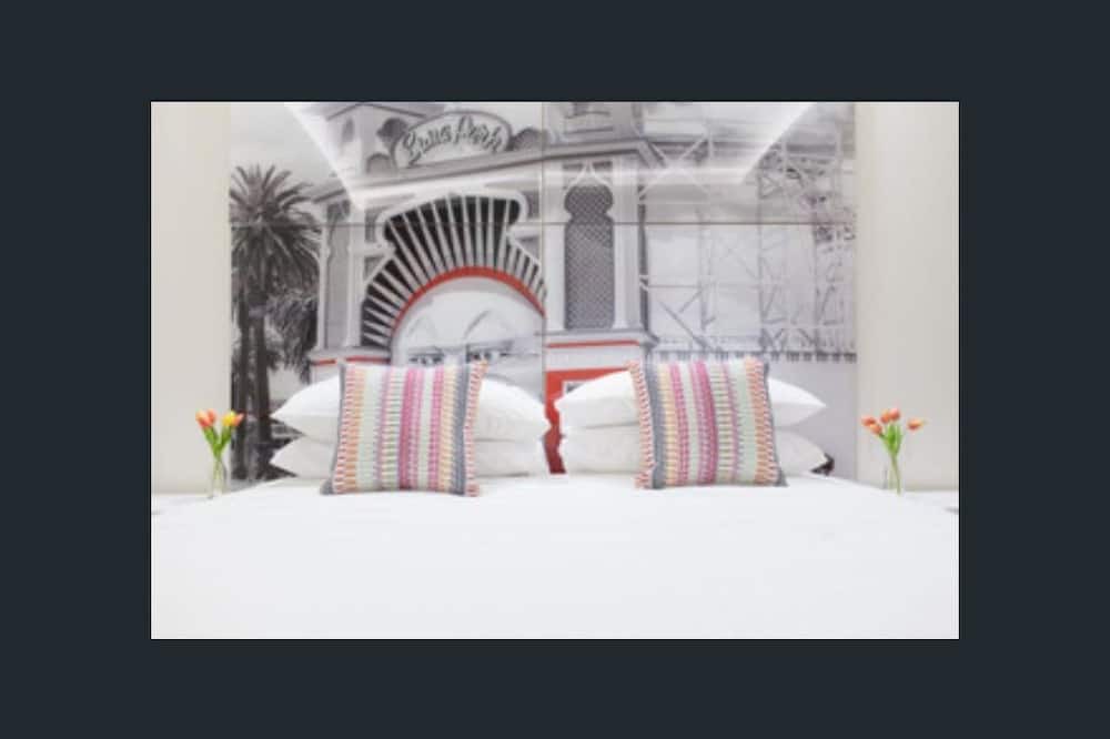 Photo of Bedroom in St Kilda West