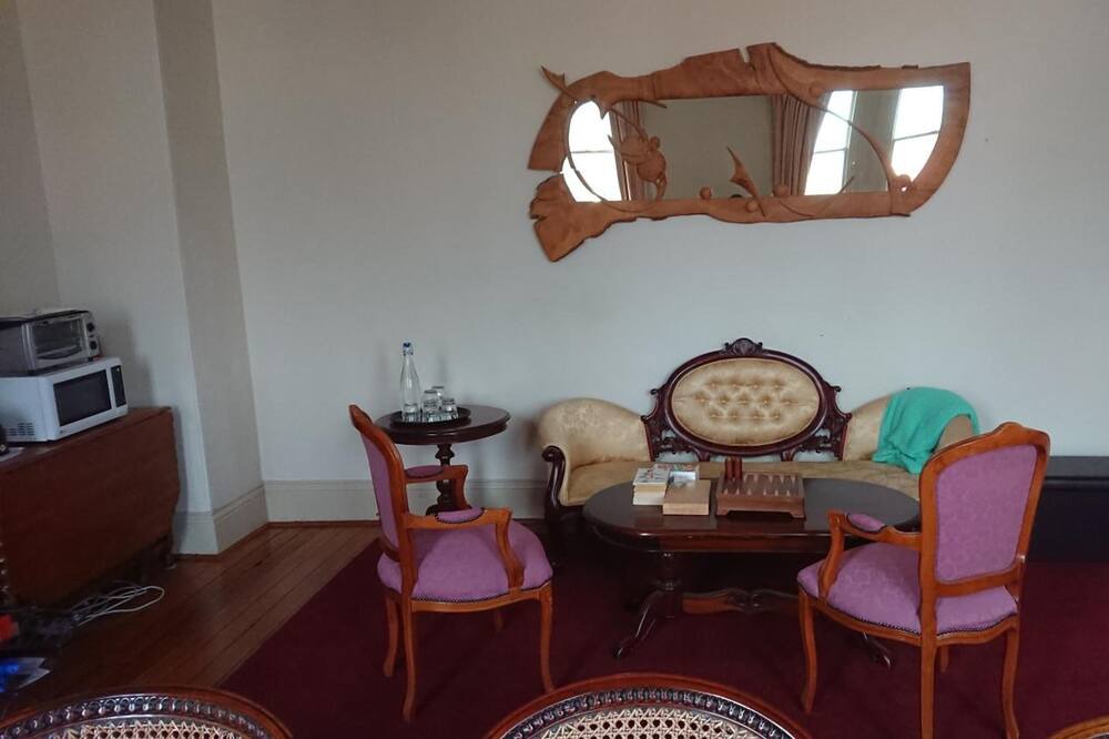 Photo of Livingroom in Deloraine