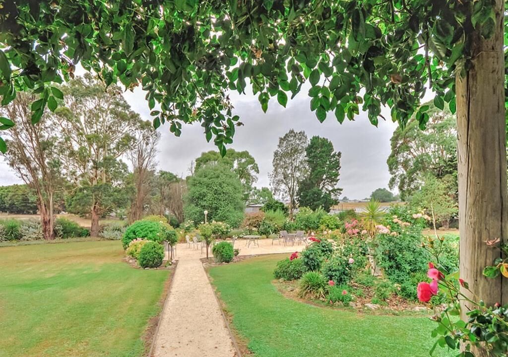 Photo of Outdoor in Suttontown