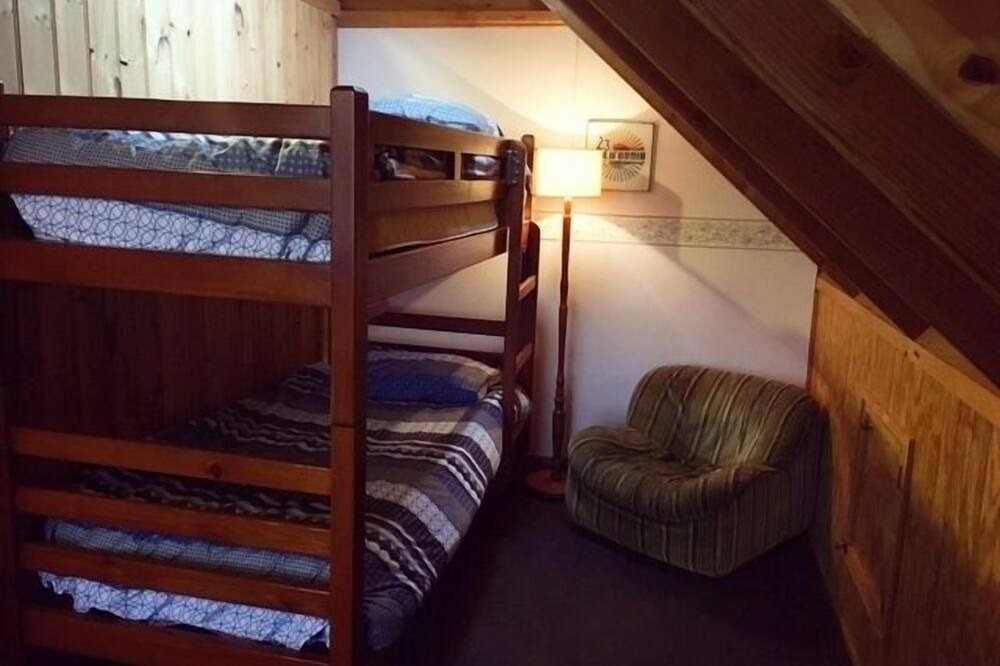 Photo of Bedroom in Blairgowrie