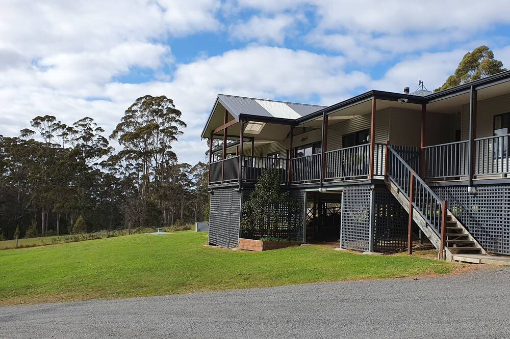 Photo of Outdoor in Shadforth