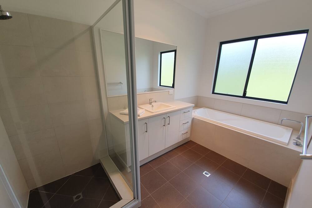 Photo of Bathroom in Shadforth