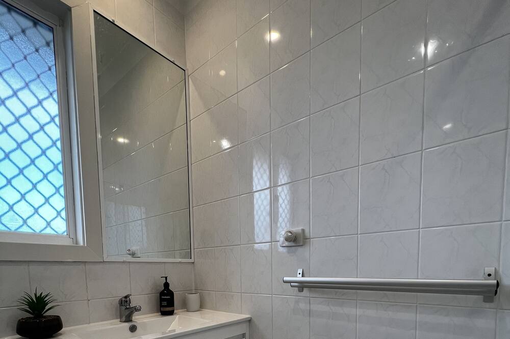 Photo of Bathroom in Wamberal