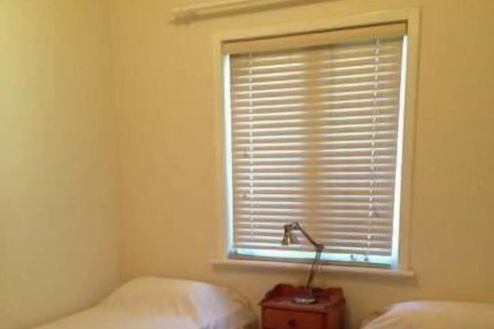 Photo of Bedroom in South Fremantle