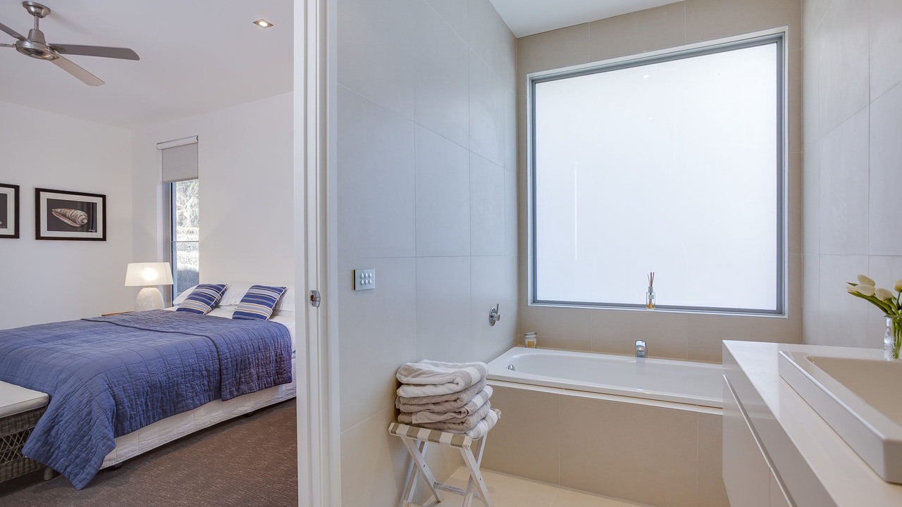Photo of Bedroom in Portsea