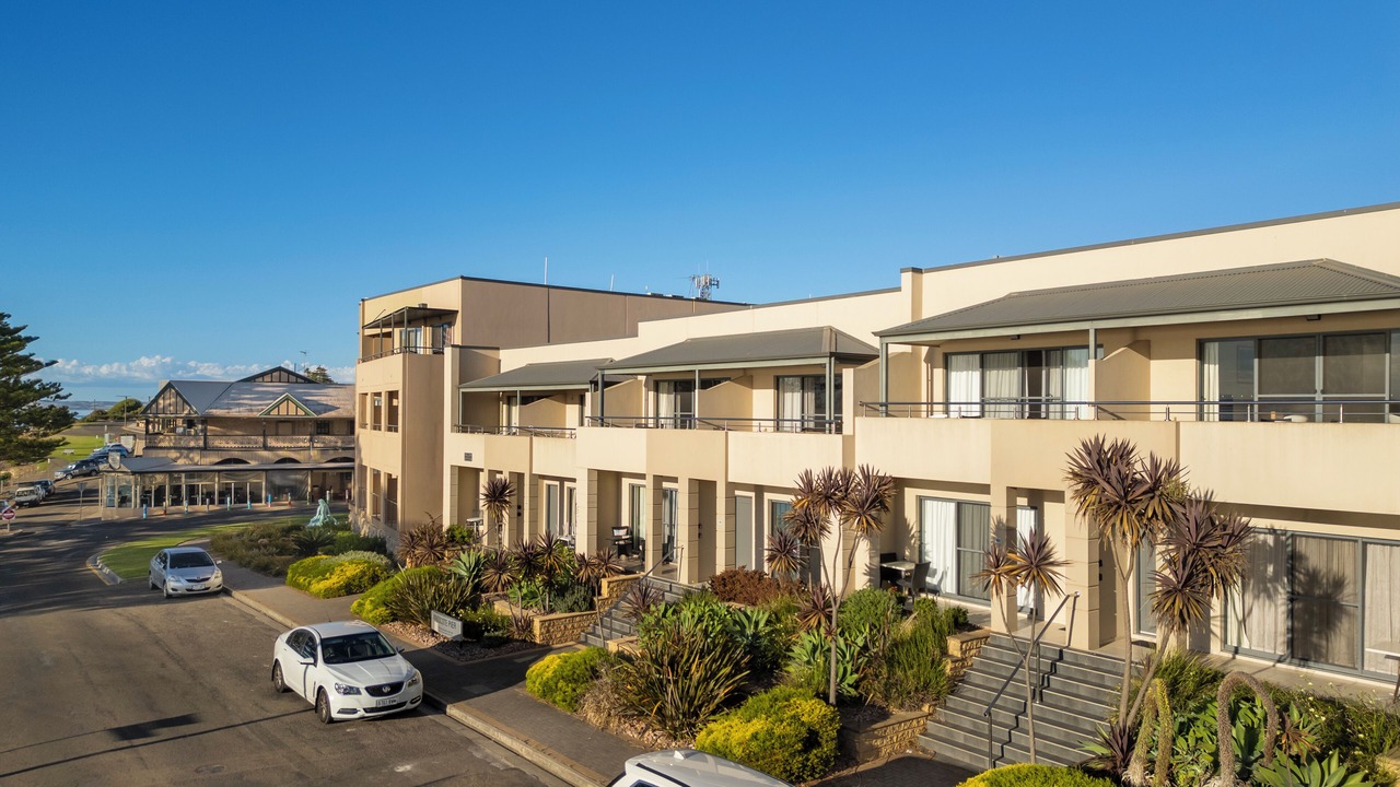 Photo of Outdoor in Kingscote