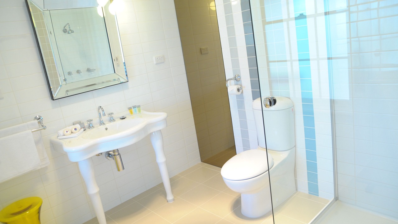 Photo of Bathroom in Golden Point