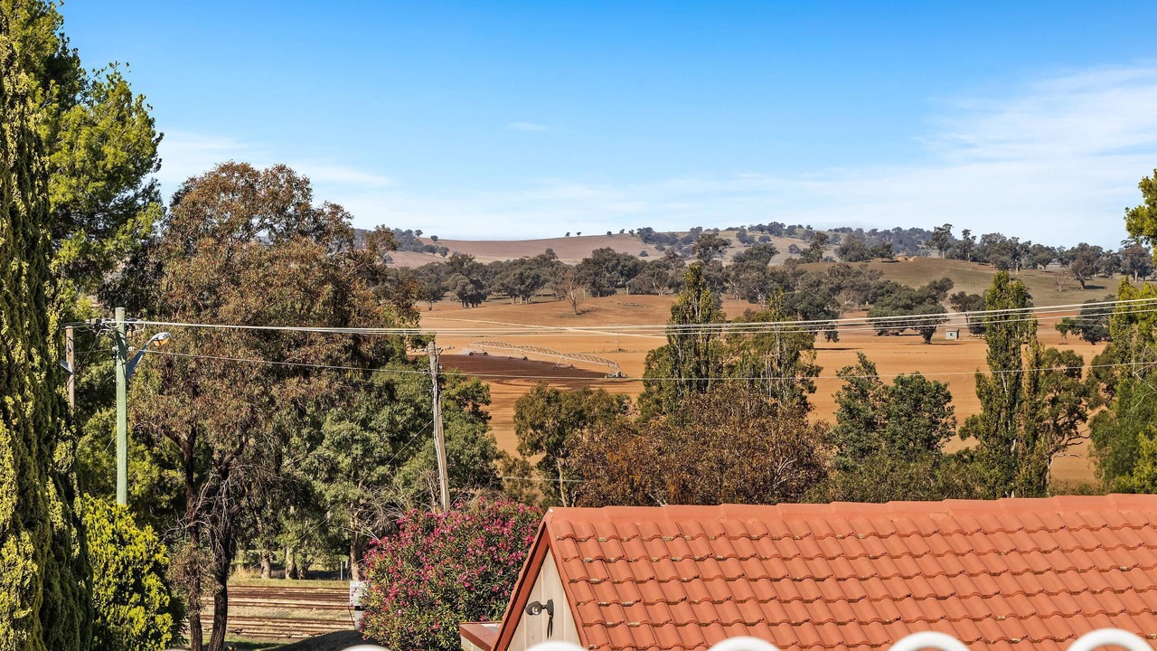 Photo of Others in Cowra