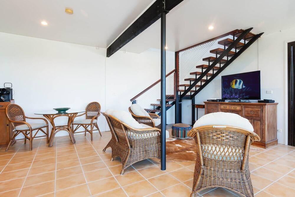 Photo of Livingroom in Fingal Bay