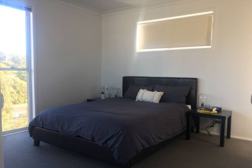 Photo of Bedroom in Venus Bay