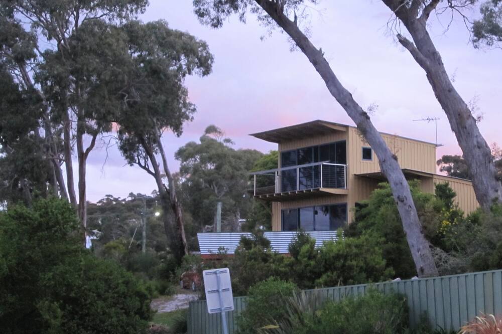 Photo of Patio Balcony in Greens Beach
