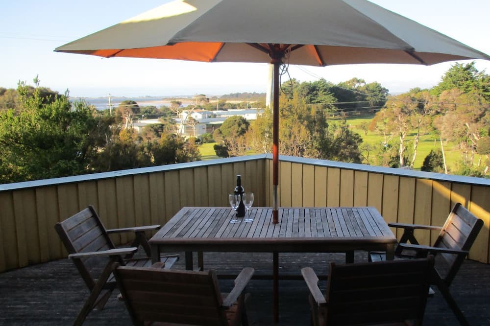 Photo of Patio Balcony in Greens Beach