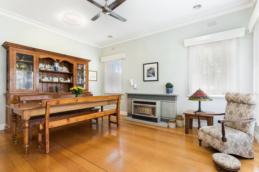 Photo of Bedroom in Flora Hill
