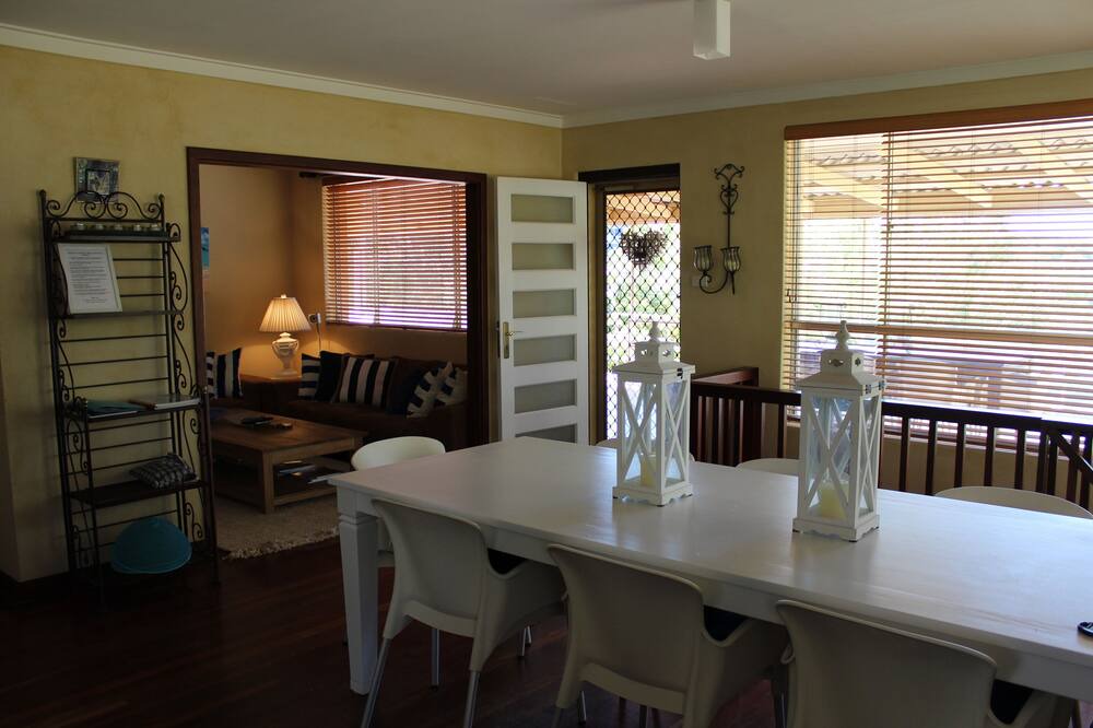 Photo of Kitchen in Guilderton