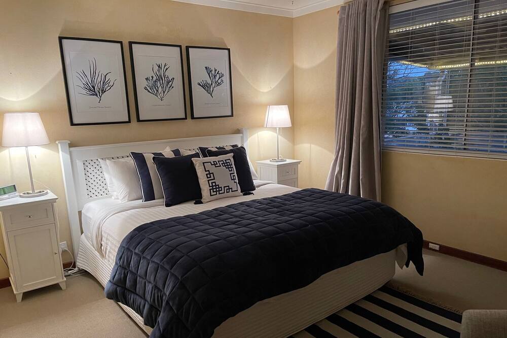 Photo of Bedroom in Guilderton