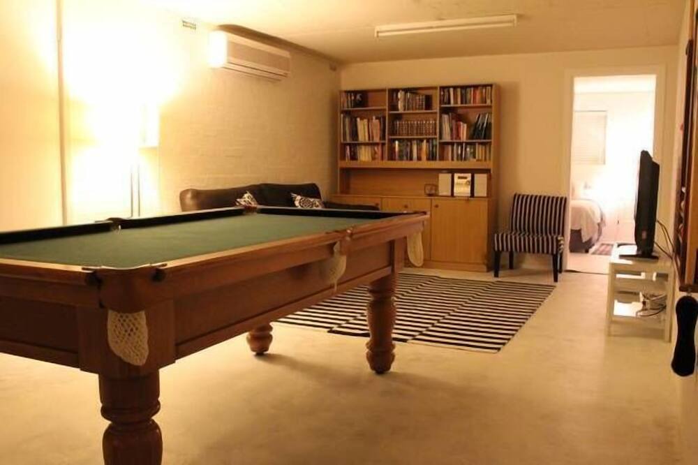 Photo of Bedroom in Guilderton