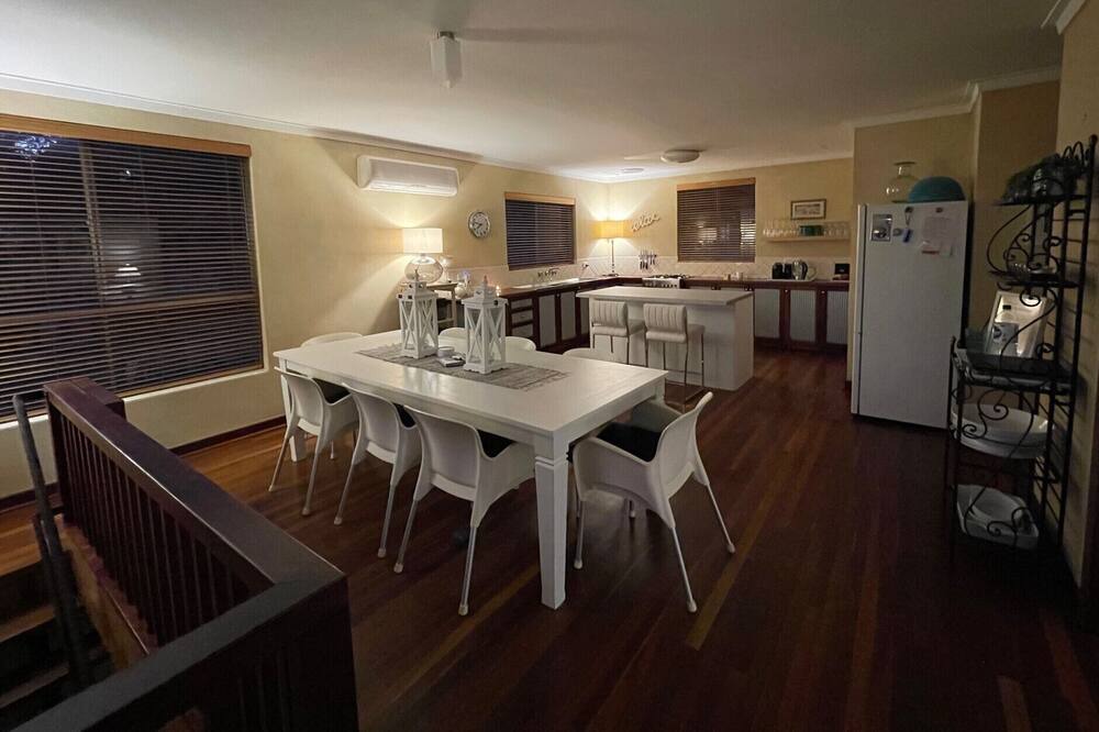 Photo of Kitchen in Guilderton