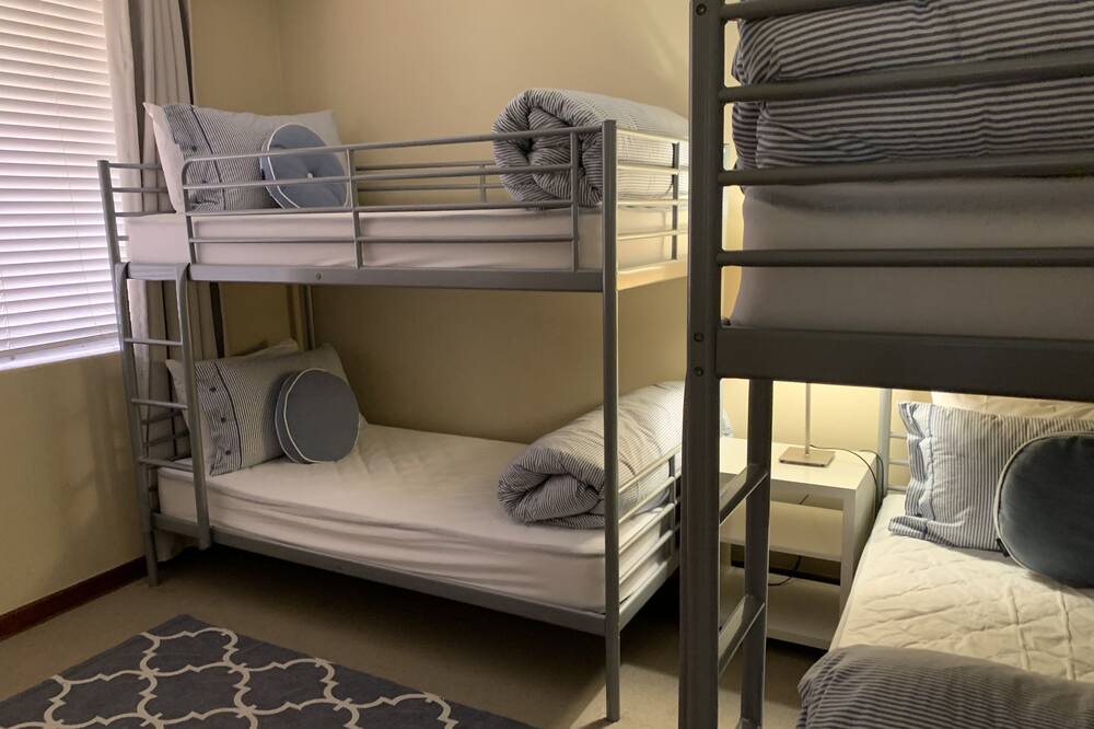 Photo of Bedroom in Guilderton