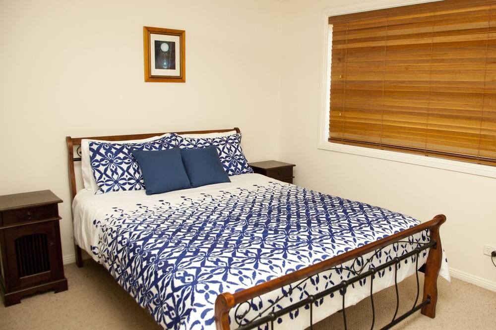 Photo of Bedroom in Tea Gardens