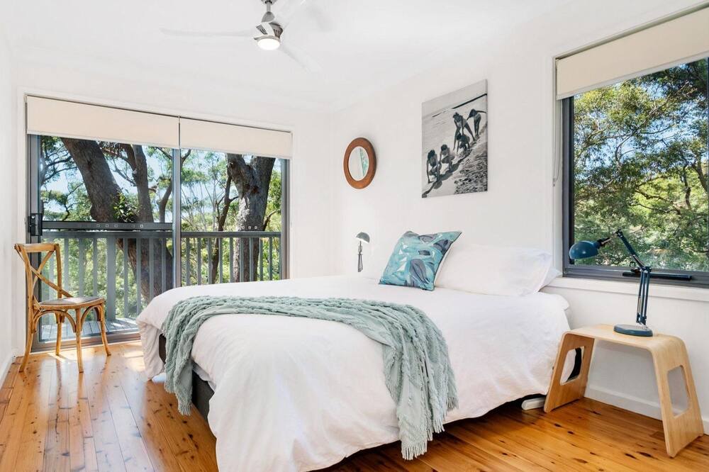 Photo of Bedroom in Macmasters Beach