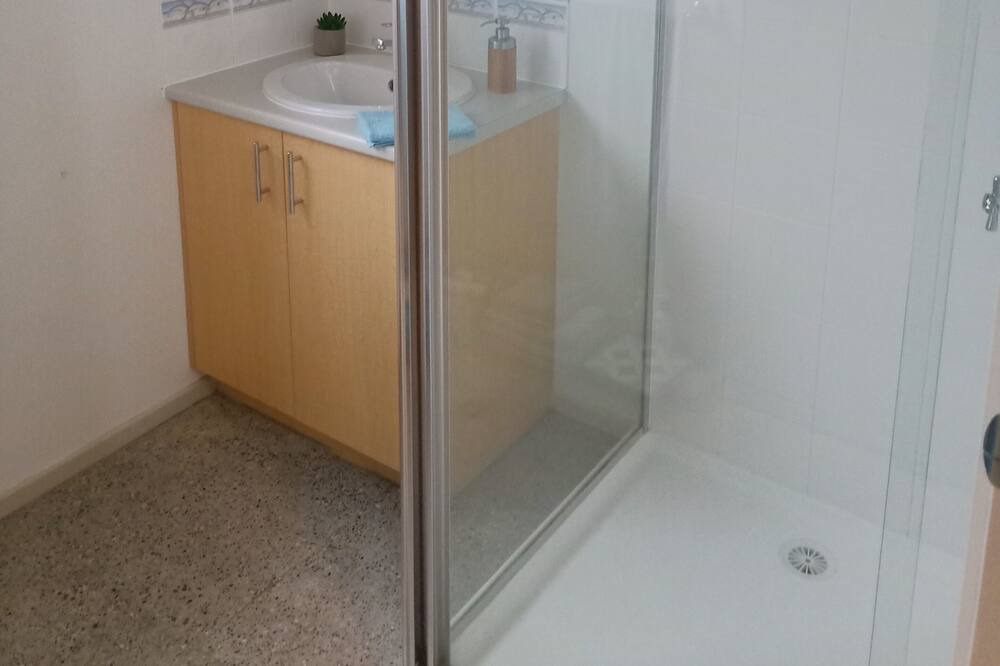 Photo of Bathroom in Venus Bay