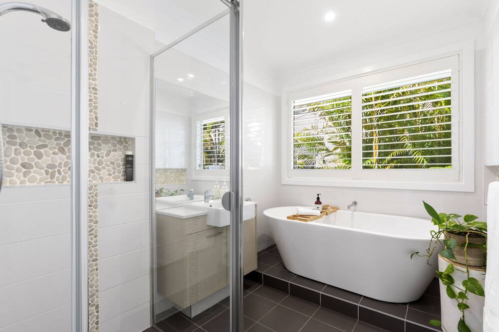 Photo of Bathroom in Avalon Beach