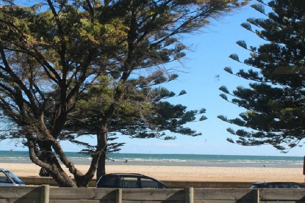 Photo of Others in Altona