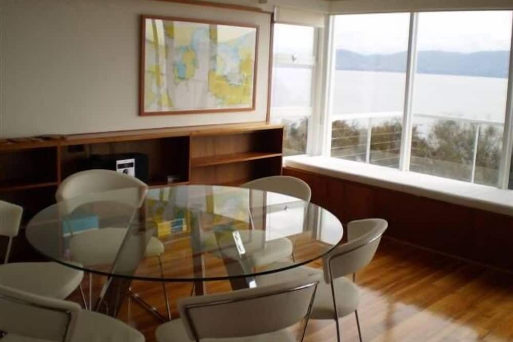 Photo of Kitchen in South Arm