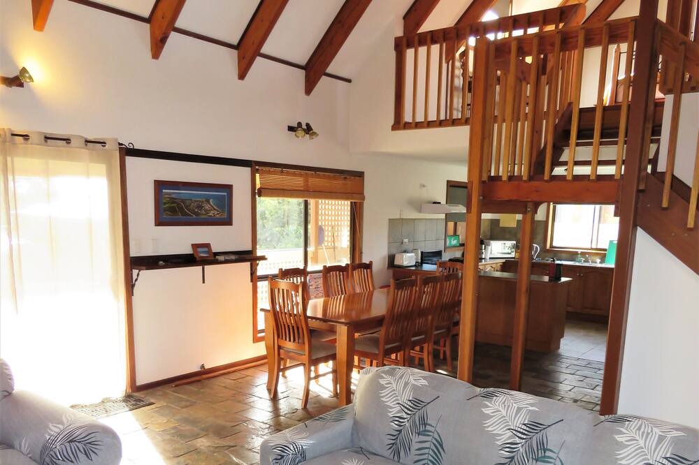Photo of Livingroom in Marion Bay