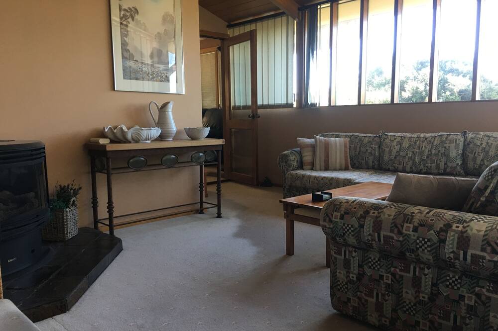Photo of Livingroom in Devonport