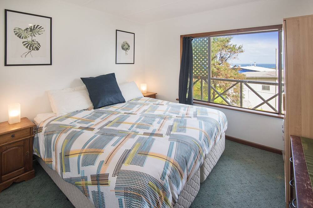 Photo of Bedroom in Gracetown