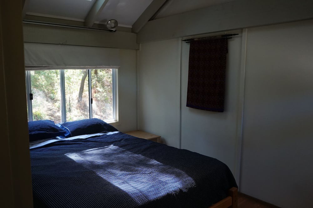 Photo of Bedroom in Dangar Island