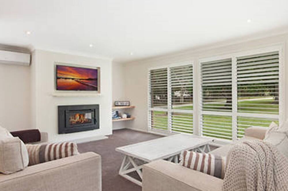 Photo of Livingroom in Wamberal