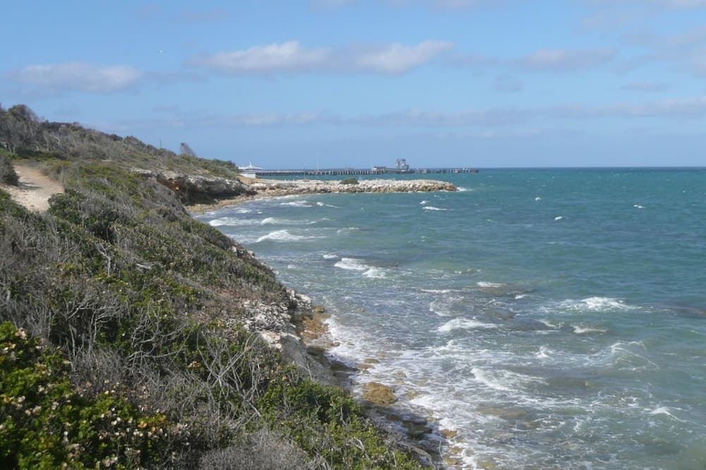 Photo of Others in Kingscote