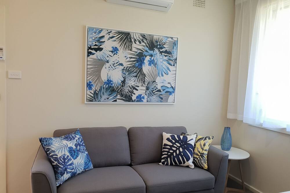Photo of Livingroom in Mayfield