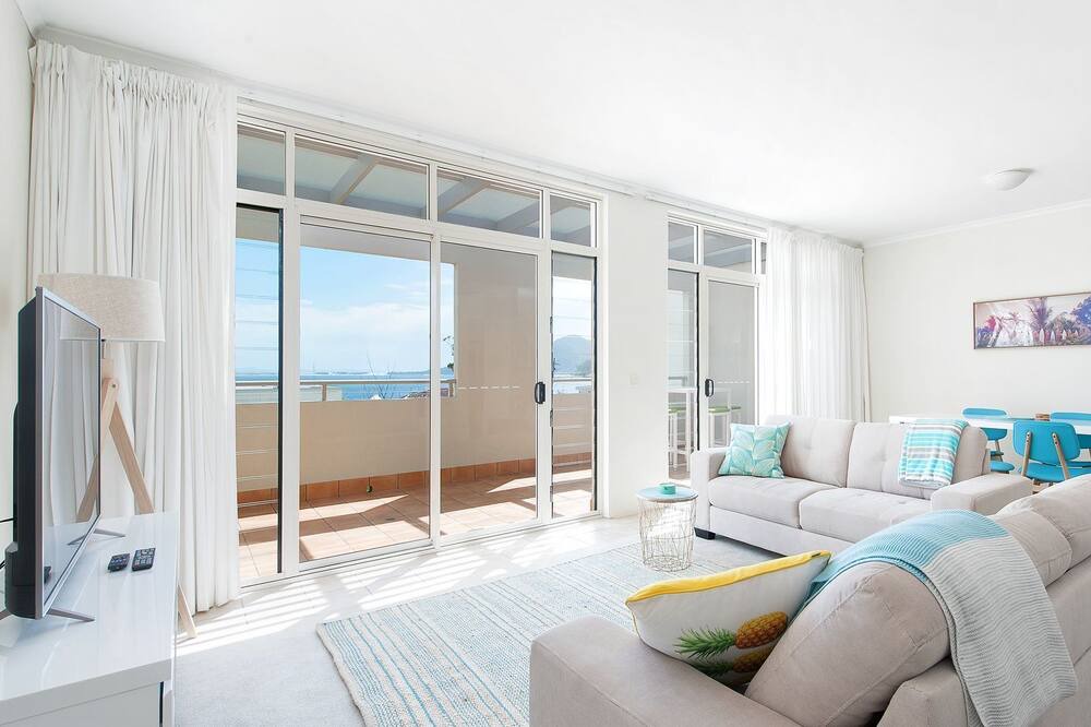 Photo of Livingroom in Shoal Bay