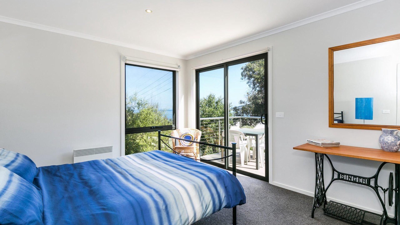 Photo of Others in Lorne