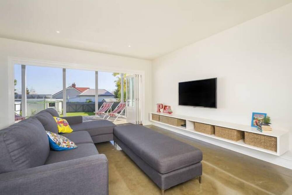 Photo of Livingroom in Queenscliff