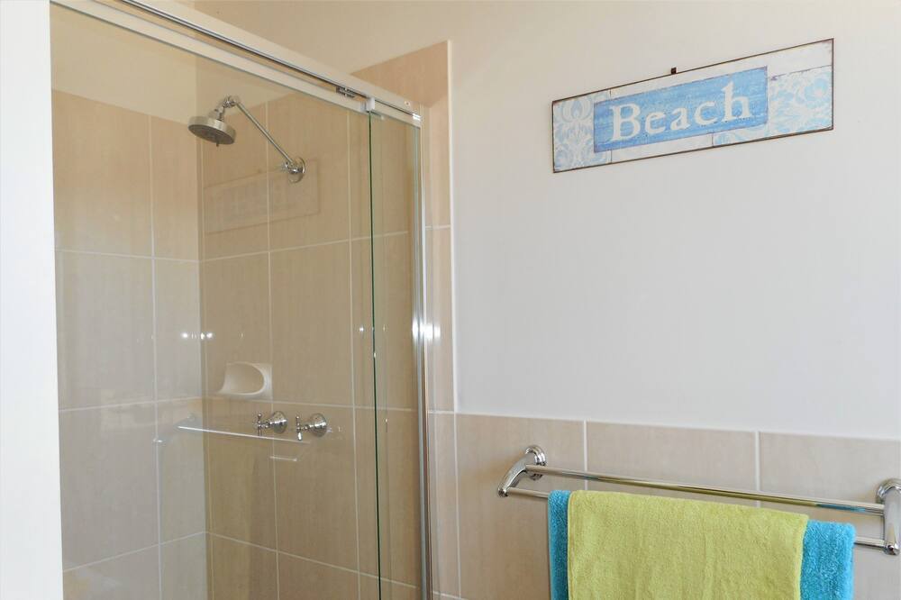 Photo of Bathroom in Port Hughes